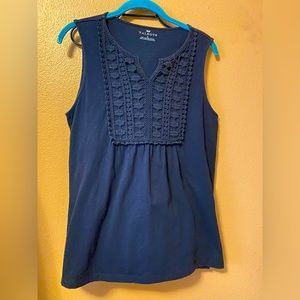 Talbots navy blue split neck crocheted bodice sleeveless tee